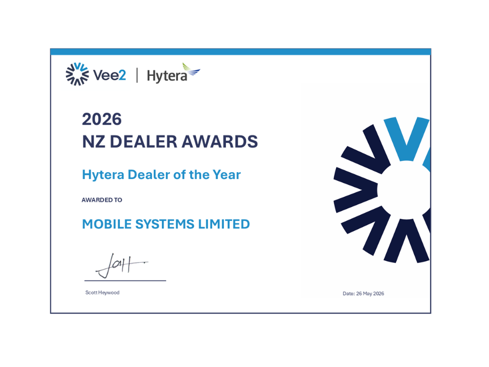 Vee2 and Hytera dealer award for Hytera dealer of the year NZ resized